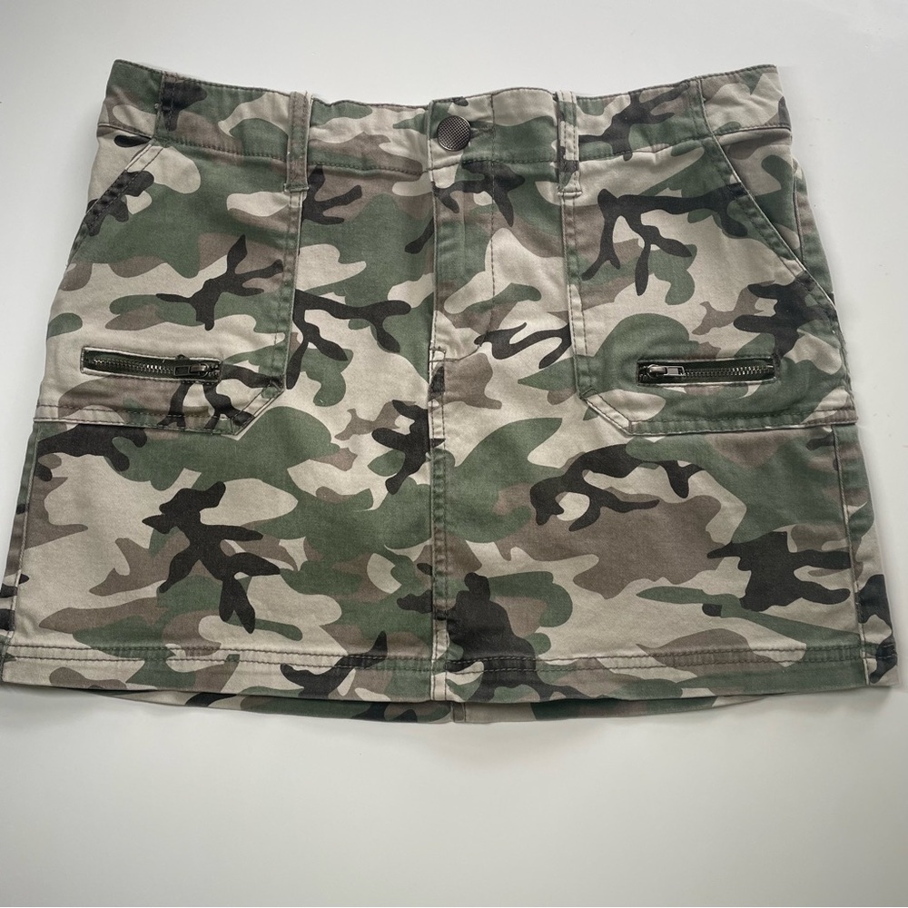 Love, Fire Camouflage Skirt with Zipper Details